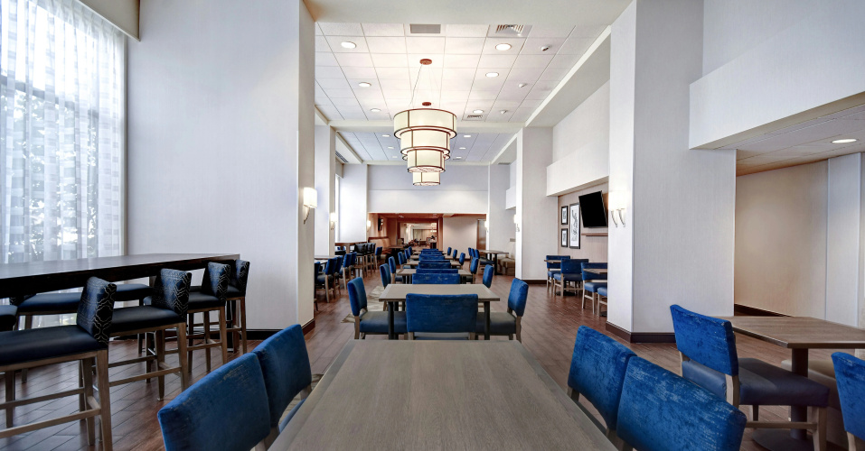 Hampton Inn & Suites Alexandria Old Town Area South photo 15