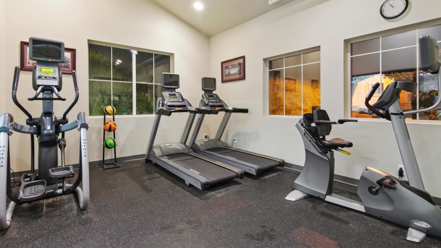 Best Western Plus Grant Creek Inn photo 27