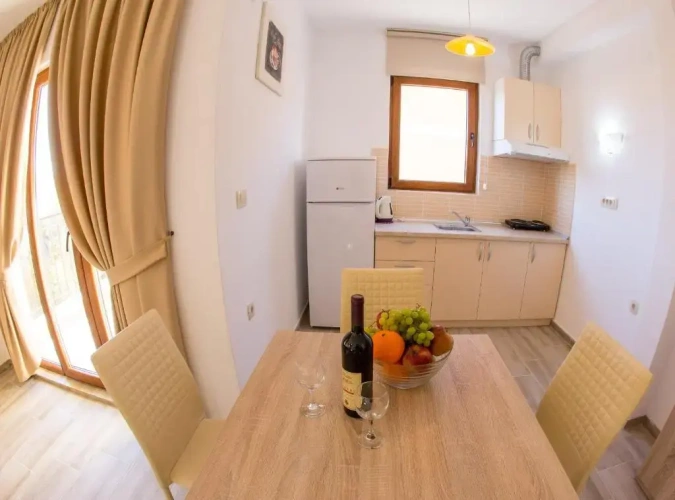 1 Bedroom Apartment with balcony