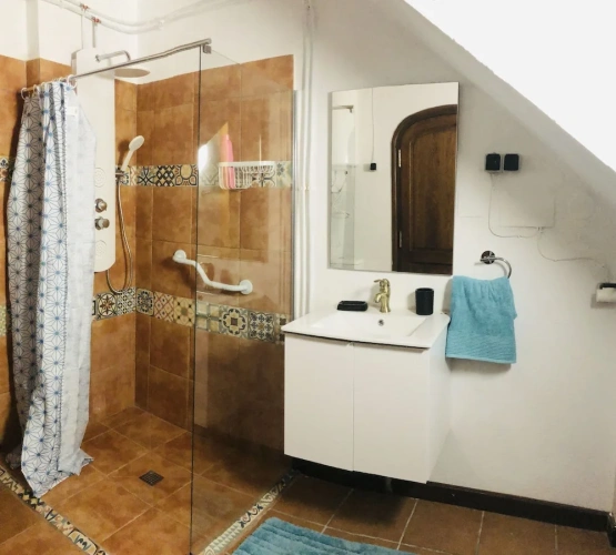 Deluxe Triple Apartment with pool view