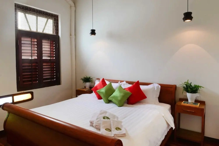 Platinum Swiftlet room