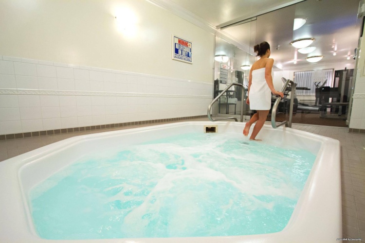Best Western Plus Columbia River Hotel photo 35