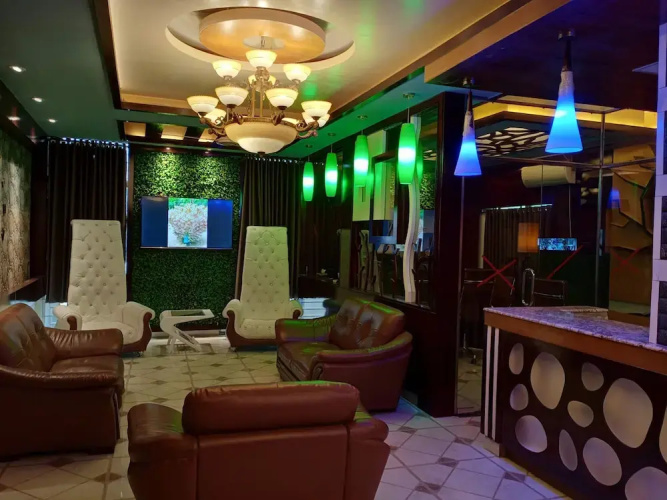Hotel Holy City BD
