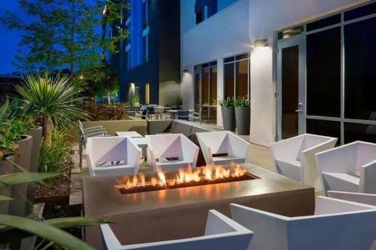 Standard Suite
