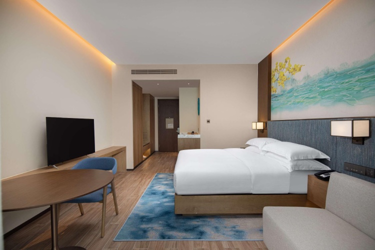 Deluxe room with balcony