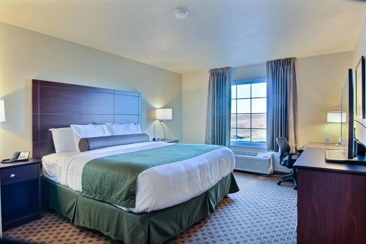 Cobblestone Hotel & Suites - Beulah