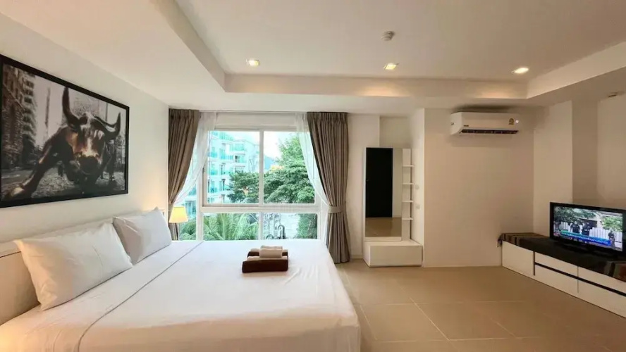 6-58 - 2 Bdr Spacious Penthouse With Shared Pool