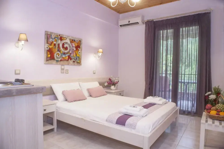 Nontas Home