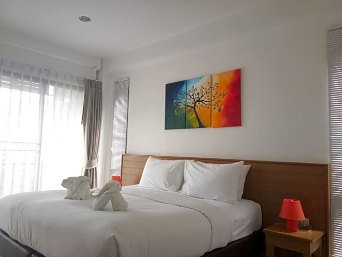 Standard Twin room with balcony