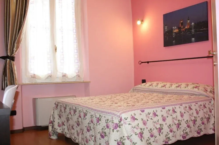 Bed Parma