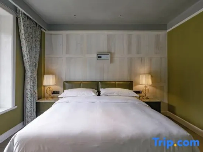 Deluxe Double Suite