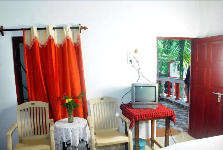 Calangute beach side hotel