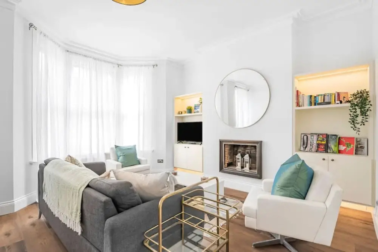 Modern 5-bed Home in Maida Vale