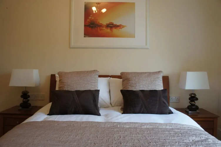 Maple House Serviced Apartments