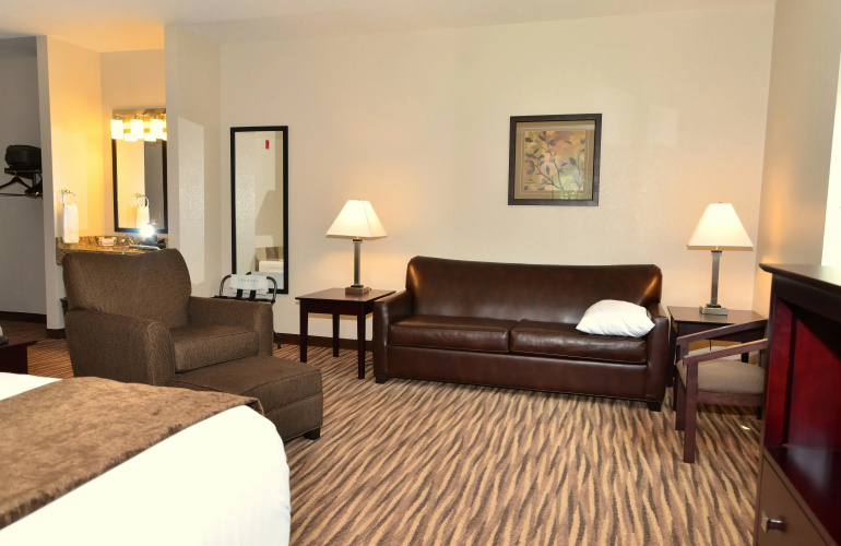 Cobblestone Inn & Suites - Clarion