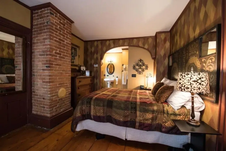 Standard Double room with garden view