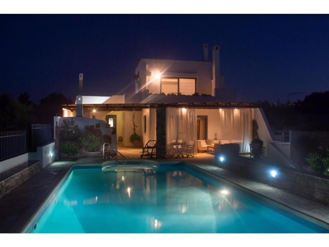 5 Bedrooms Cottage