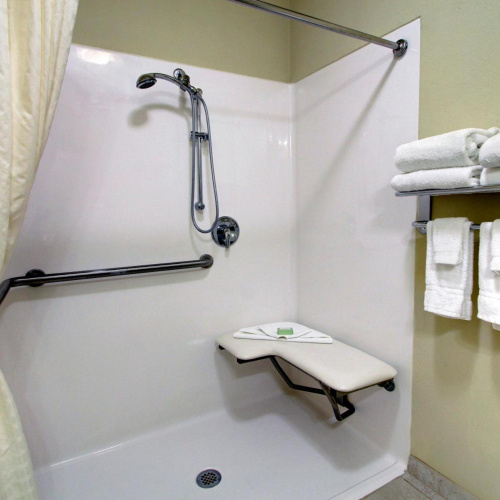 Cobblestone Hotel & Suites - Wayne