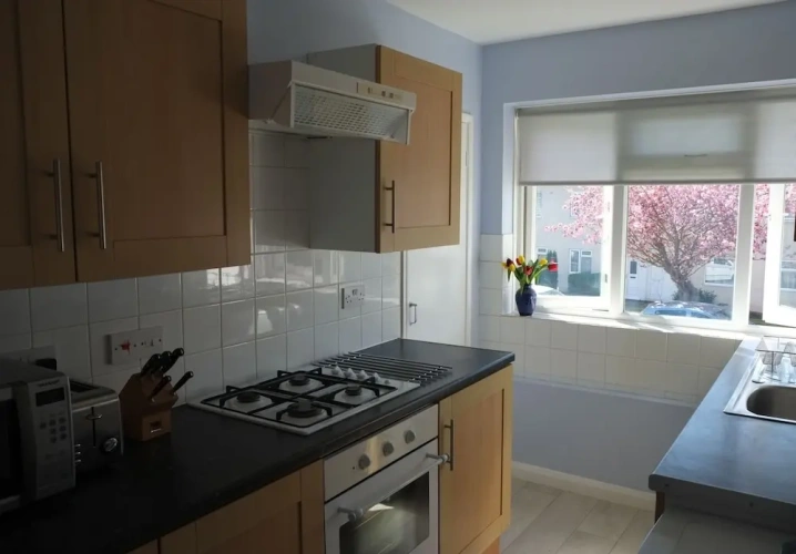 2 Bedrooms Apartment