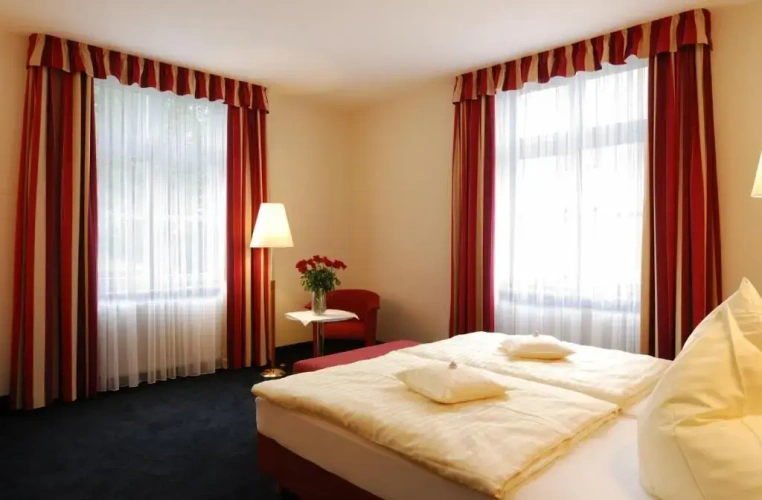 Standard Double room with view