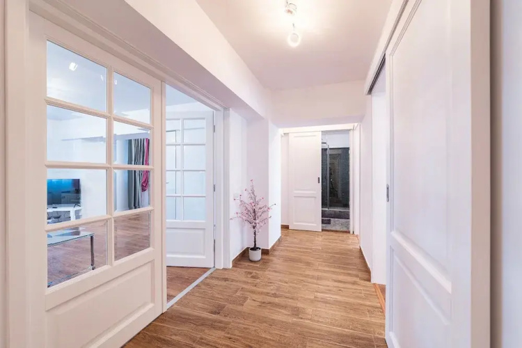 Stunning 2-bed/2 Bath Apartment in Bucuresti