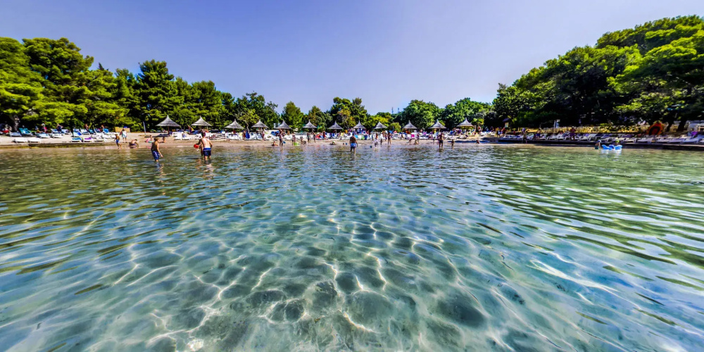 Pine Beach Pakostane - All Inclusive light