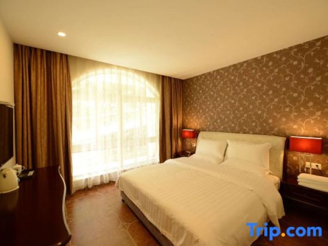 Deluxe Single room