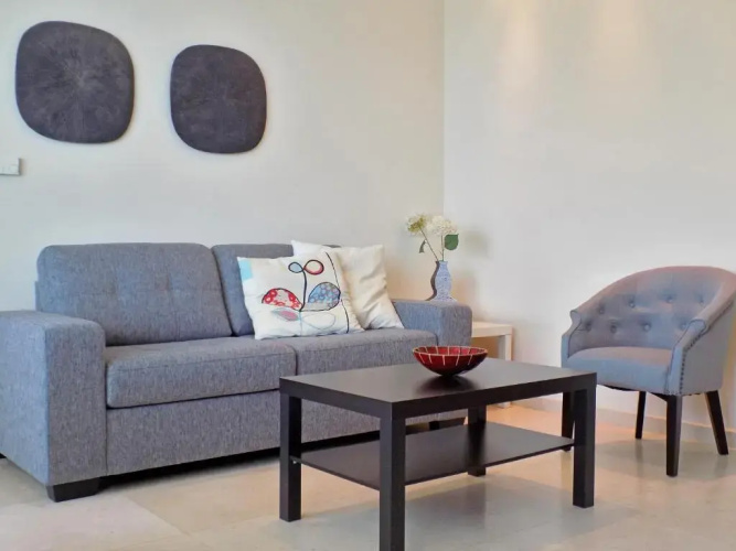2b Seafront Boutique Apartment - Finikoudes Beach