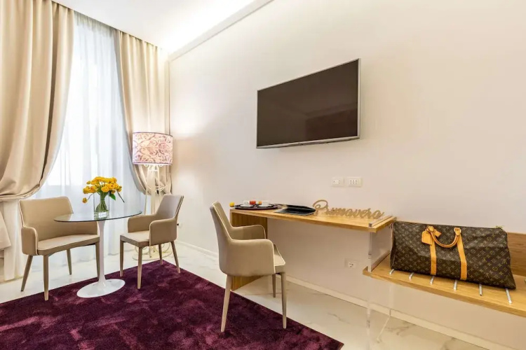 Cavour Suites Guest House