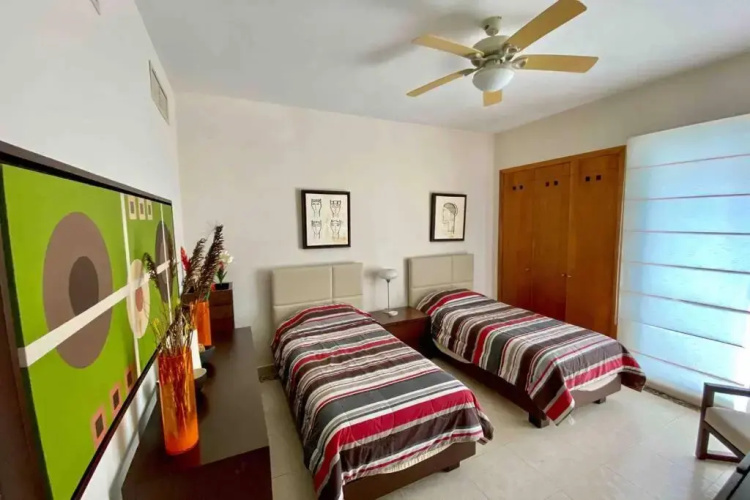 Luxury Apartment Mayan Lakes