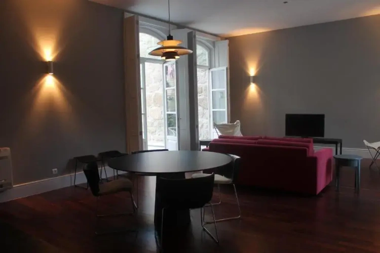 1 Bedroom Deluxe Apartment