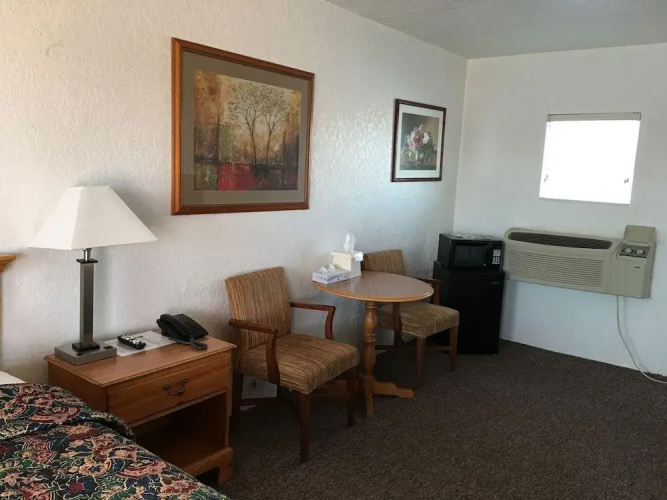 Circle S Lodge