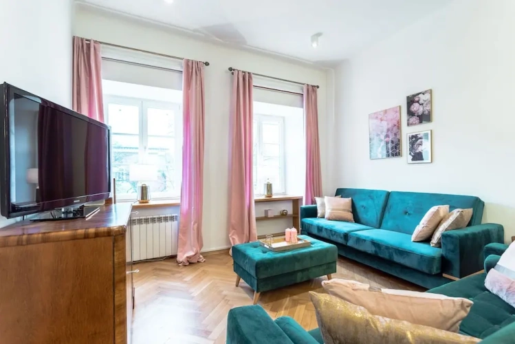 1 Bedroom Deluxe Apartment with city view