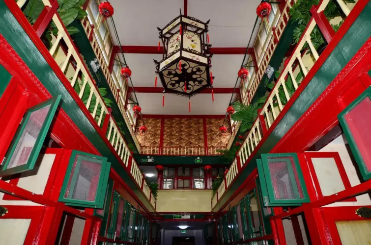 Splendid Zhuang