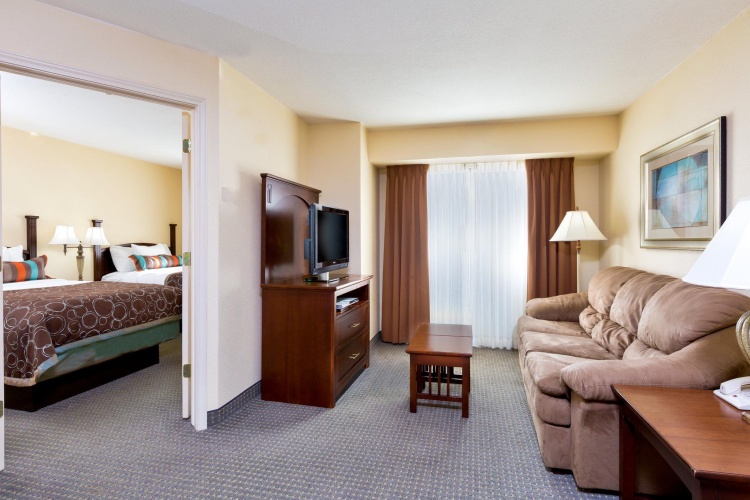 2 Bedrooms Double Suite