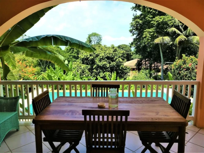 2 Bedrooms Suite with pool view