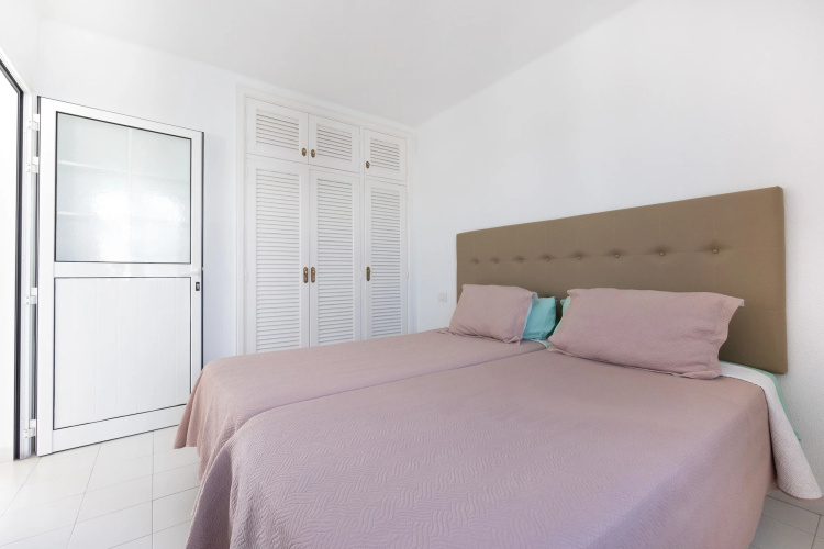 Apartamentos Corona Mar