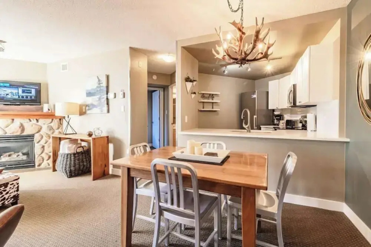 Spacious One Bedroom Suite - 412