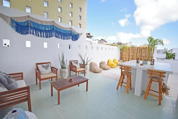 Casa Equinox Cancun