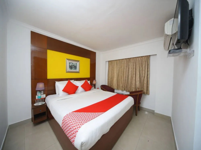 FabHotel Priyadarshini Park