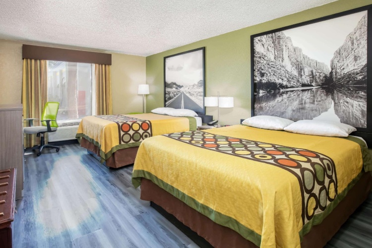 Standard Quadruple room