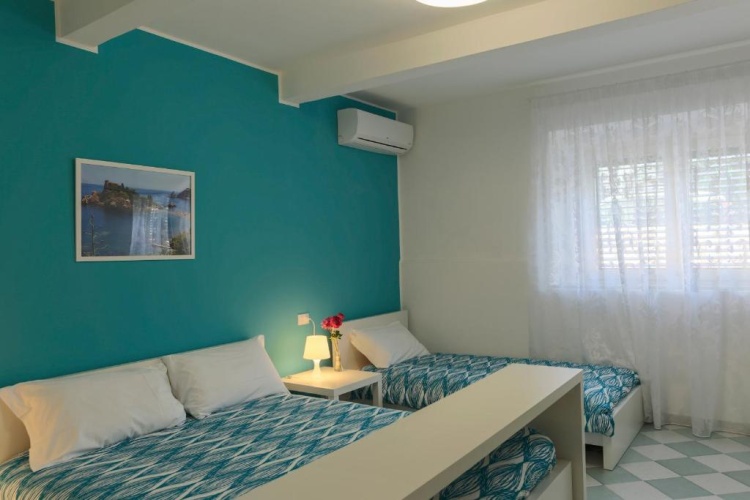 Standard Double room with view