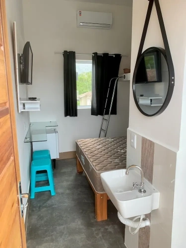 Economy room