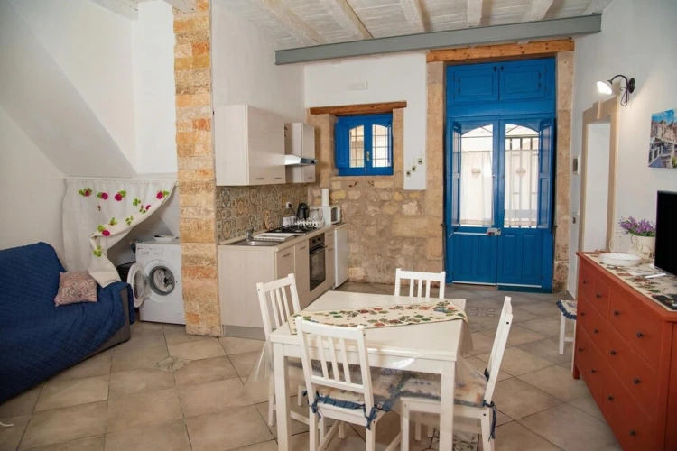 Family Apartment with sea view