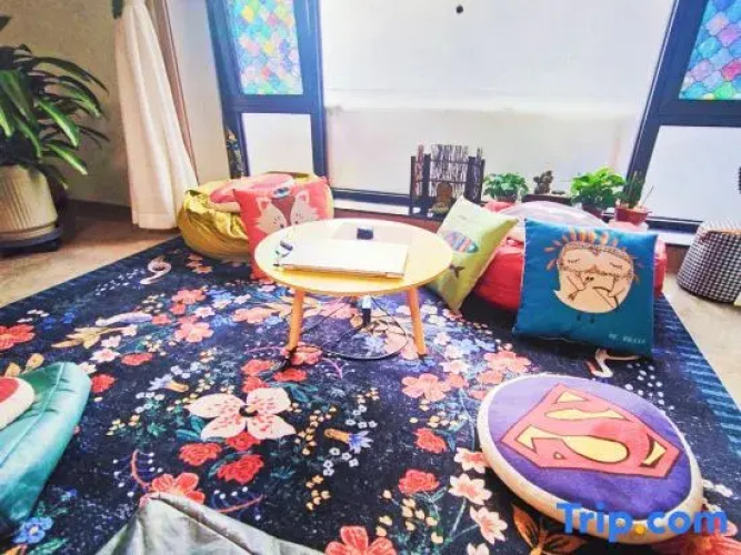 Timing Hostel