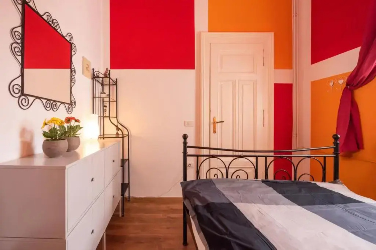 Fluxus Hostel