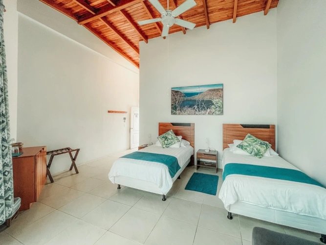 Standard Double room with partial sea view