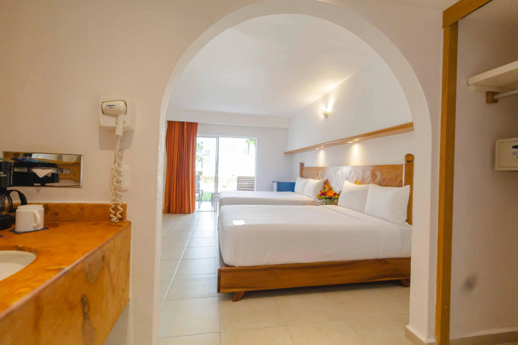 Beachscape Kin ha Villas & Suites