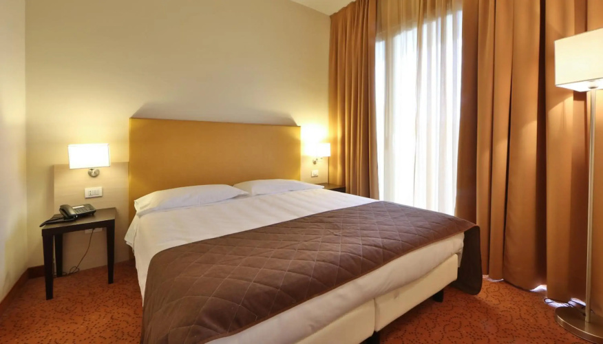 Regal Hotel