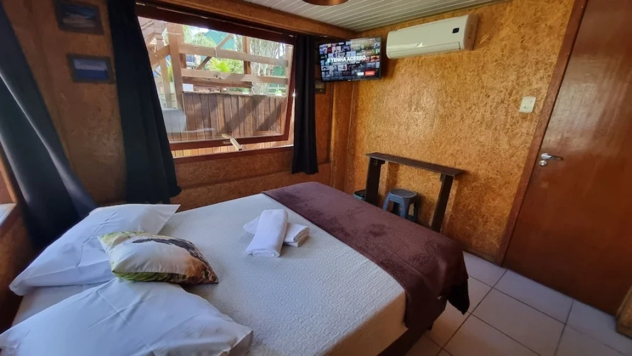 Economy room
